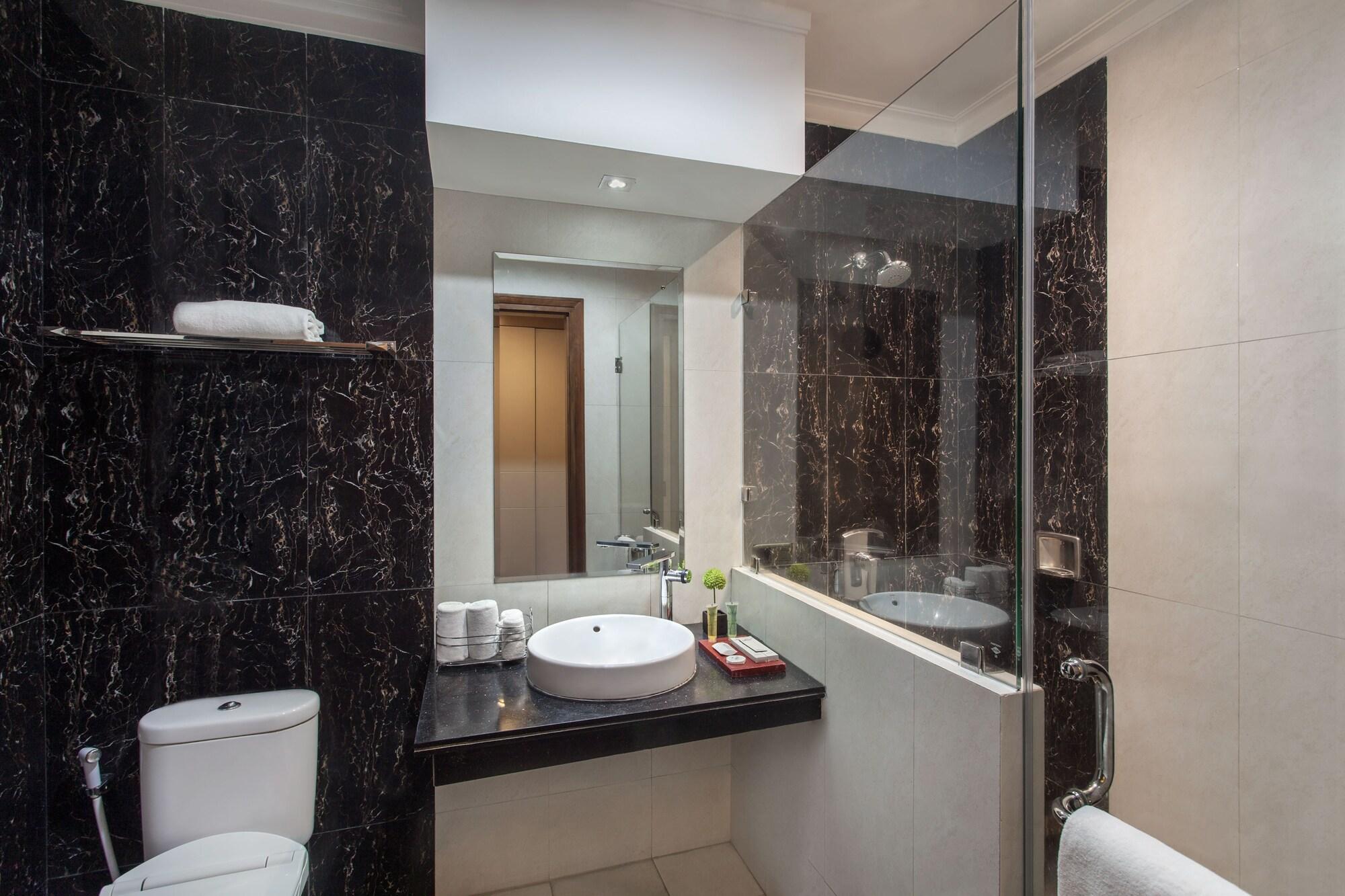 Sahati Hotel Cakarta Dış mekan fotoğraf